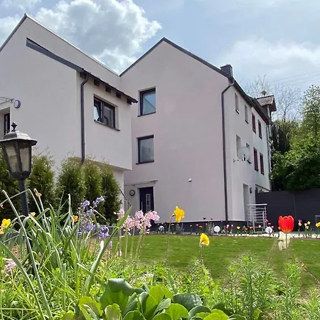 Sonnenlay Lounge - Studio&Ferienhaus Brauneberg Exterior foto